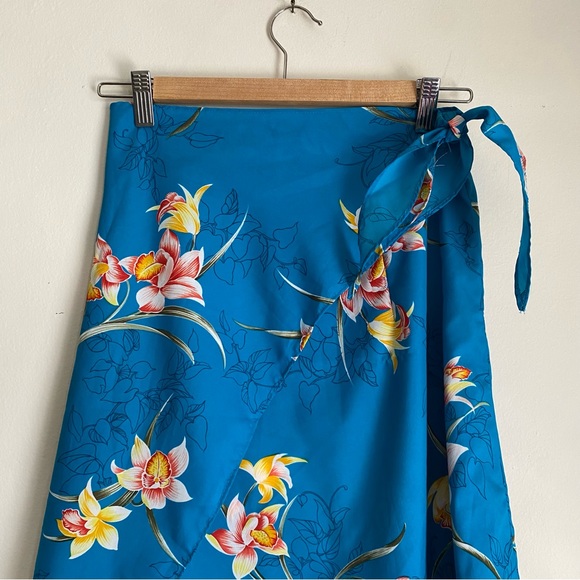 turquoise wrap around cover-up - Picture 2 of 5